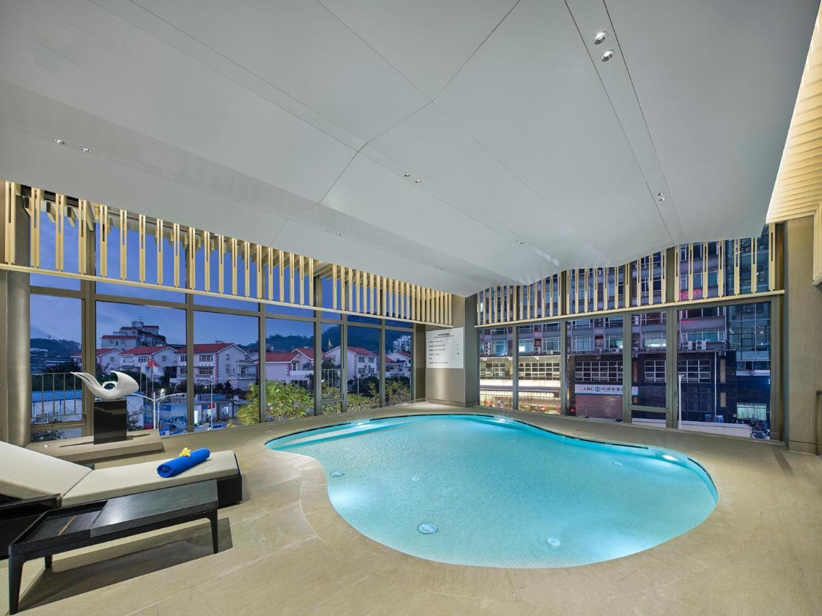 Intercontinental Dongguan By Ihg - Free Shuttle Bus To Canton Fair During Canton Fair Period Exterior photo